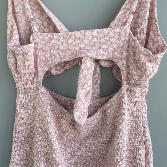 Light Pink and White Mini Dress - Picture 4 of 5